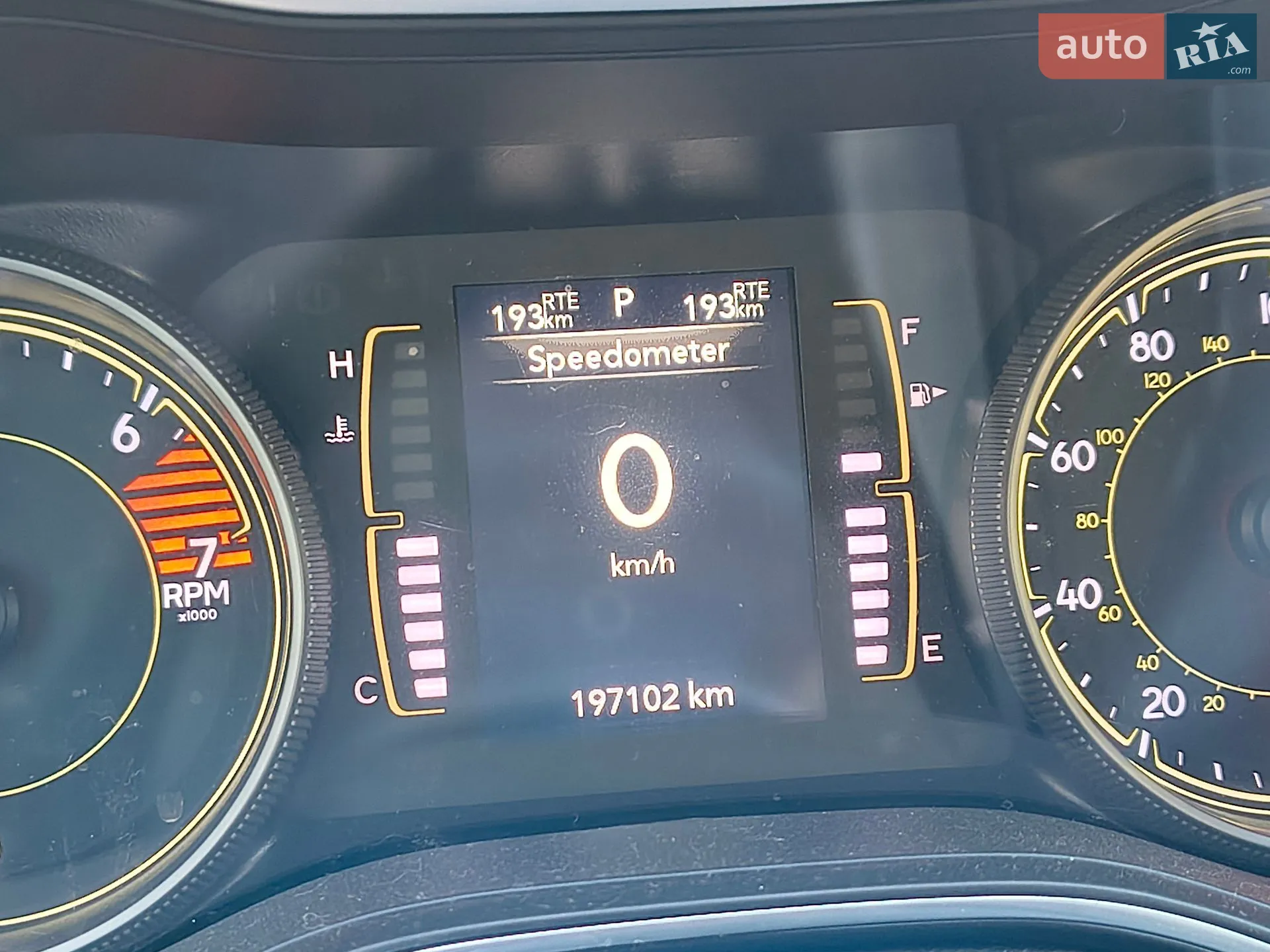 2020 Jeep Cherokee - мініатюра 15