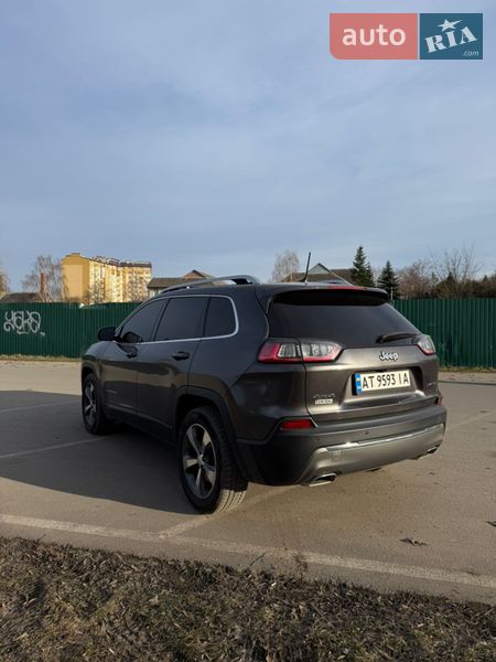Внедорожник / Кроссовер Jeep Cherokee 2018 в Ивано-Франковске