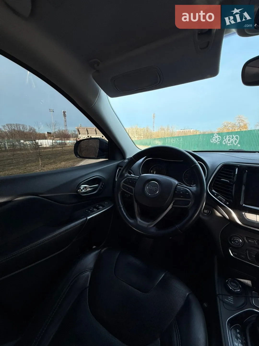 2018 Jeep Cherokee - мініатюра 23