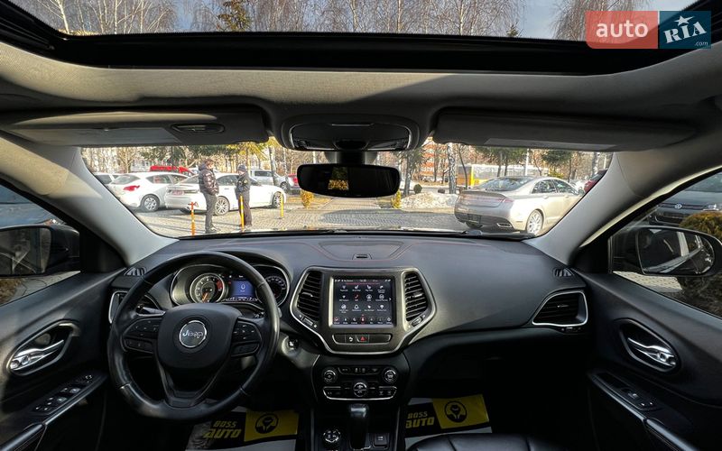 Внедорожник / Кроссовер Jeep Cherokee 2019 в Львове