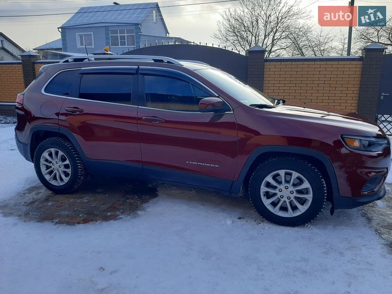 Внедорожник / Кроссовер Jeep Cherokee 2019 в Полтаве