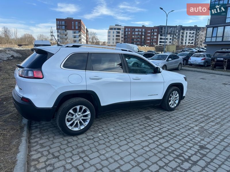 Внедорожник / Кроссовер Jeep Cherokee 2019 в Львове