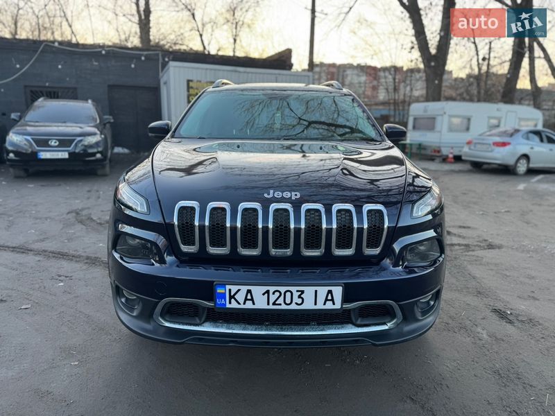 Внедорожник / Кроссовер Jeep Cherokee 2015 в Днепре