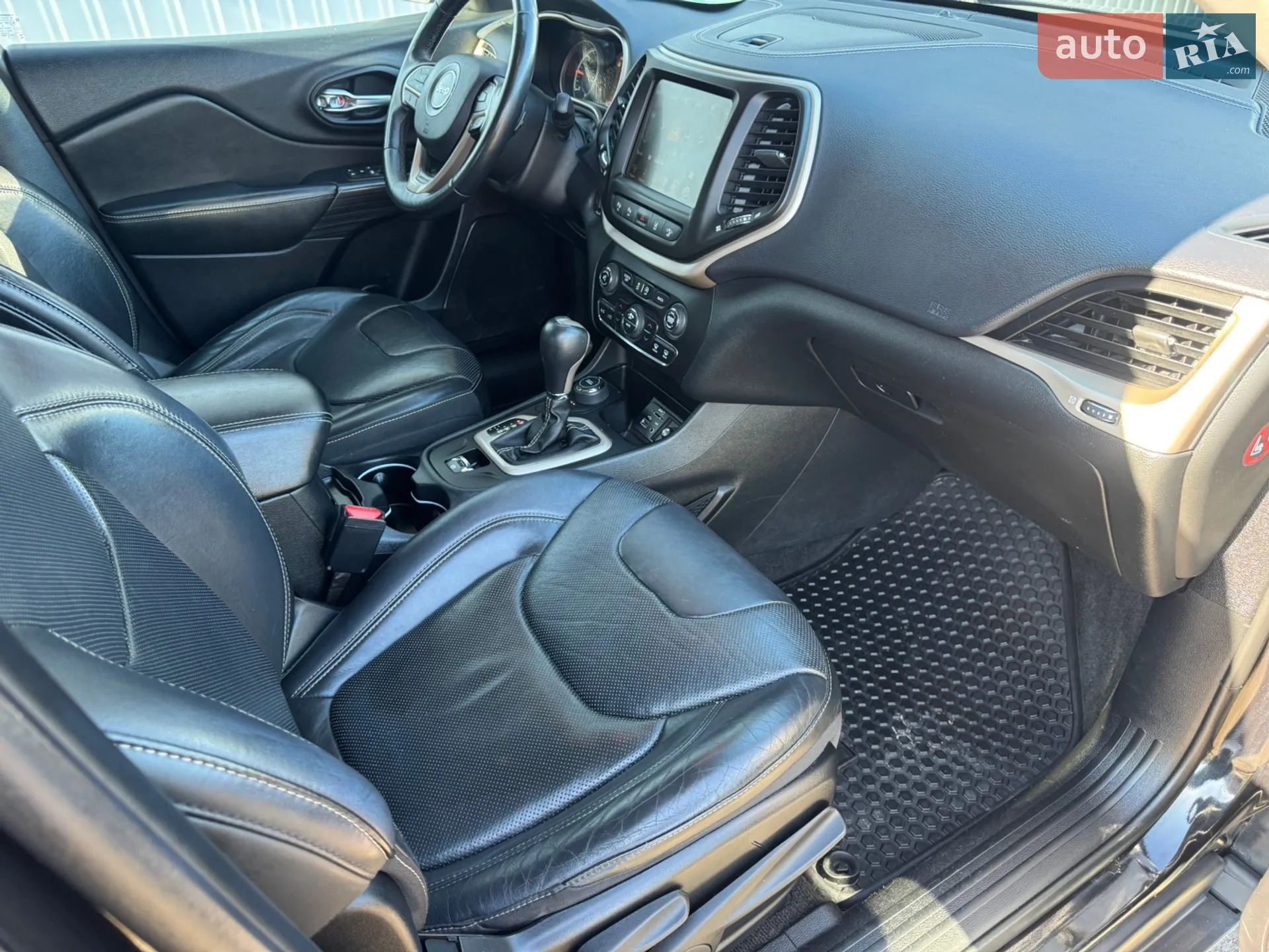 2015 Jeep Cherokee - мініатюра 22