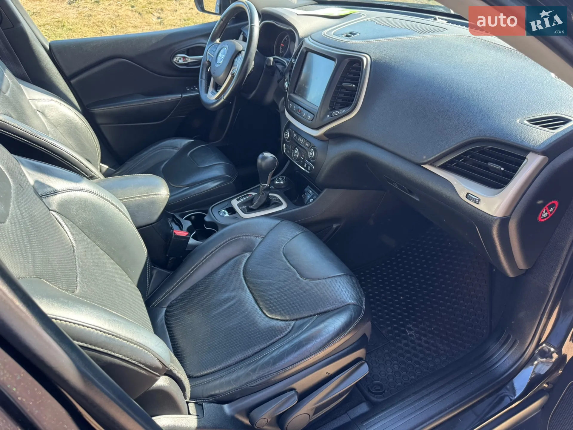 2015 Jeep Cherokee - мініатюра 43