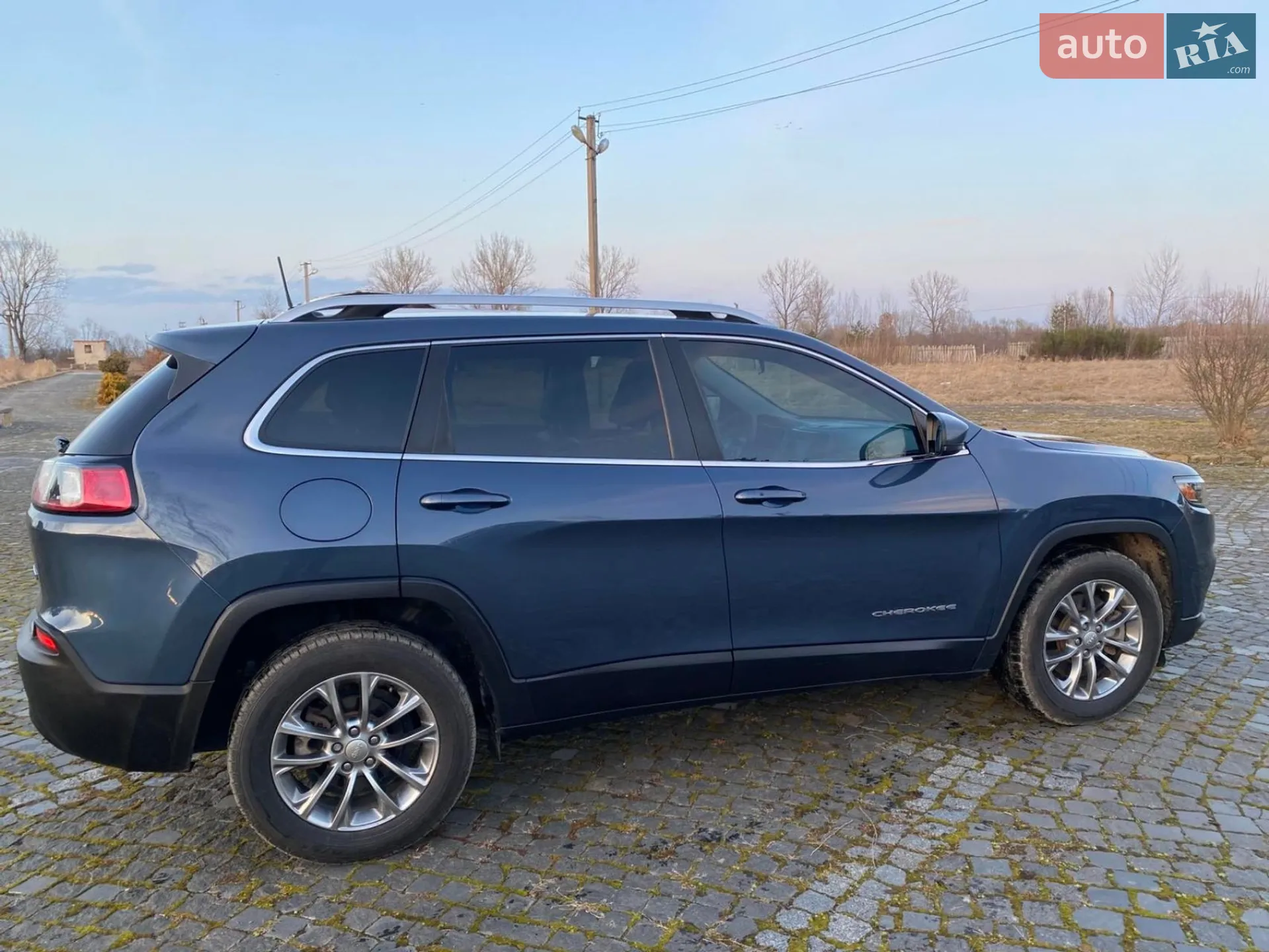 2019 Jeep Cherokee - мініатюра 5