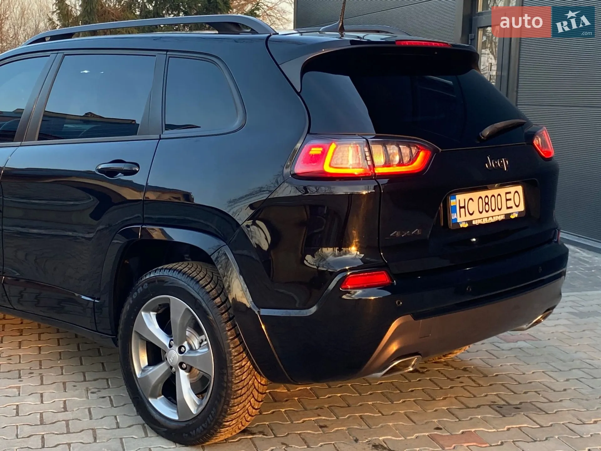 2019 Jeep Cherokee - мініатюра 12