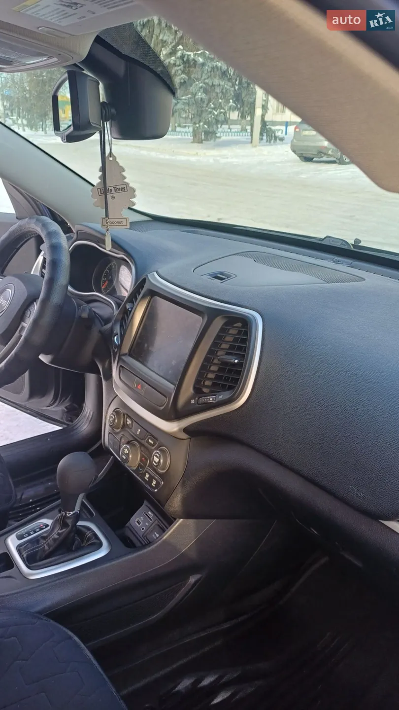 2017 Jeep Cherokee - мініатюра 13