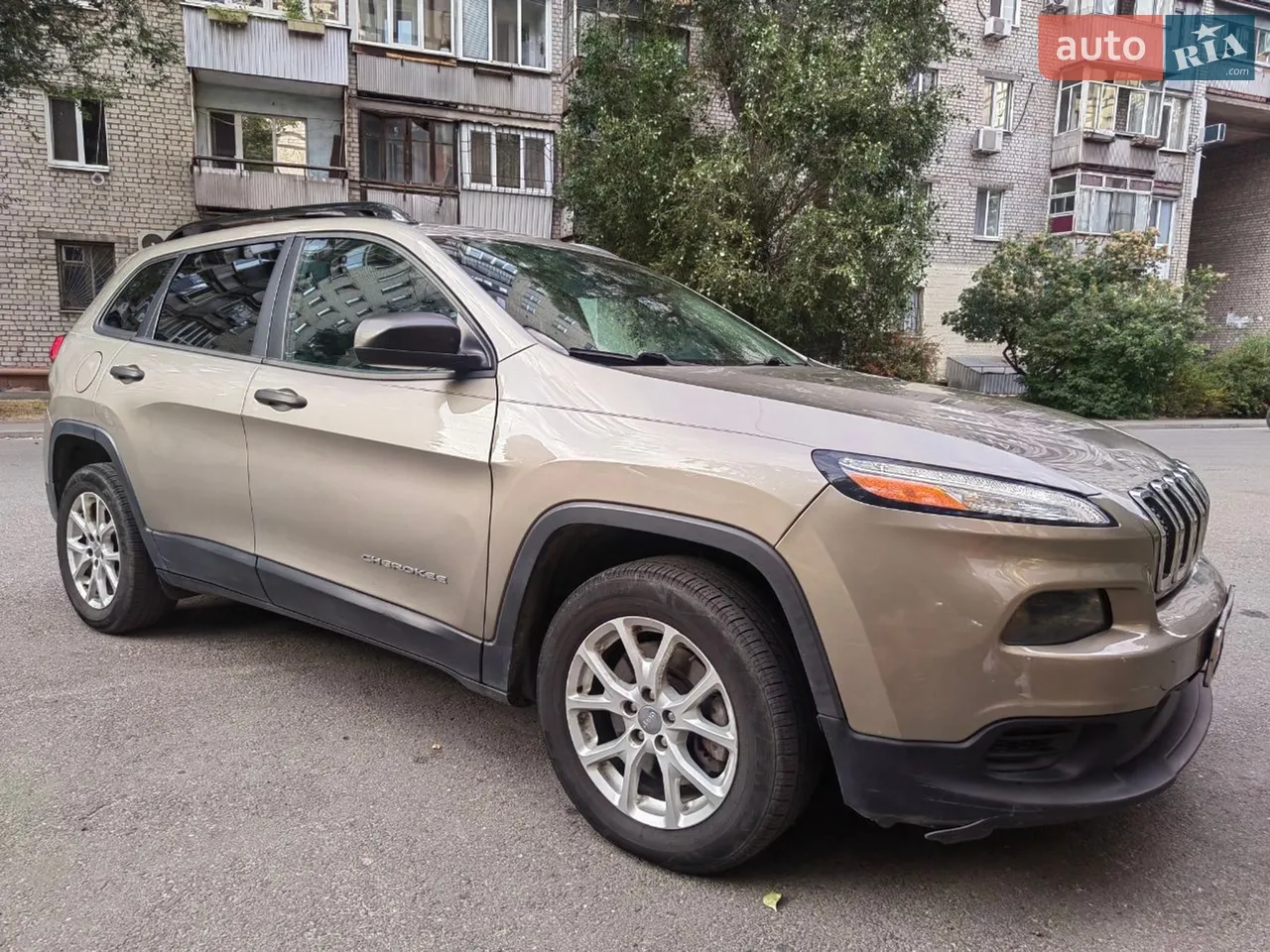 2016 Jeep Cherokee - мініатюра 20