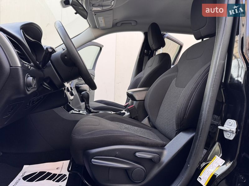 Внедорожник / Кроссовер Jeep Cherokee 2021 в Дрогобыче