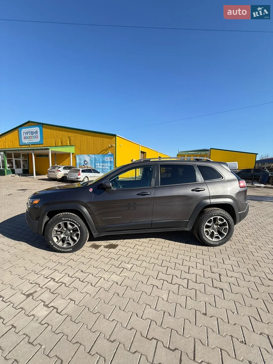 2019 Jeep Cherokee - мініатюра 8