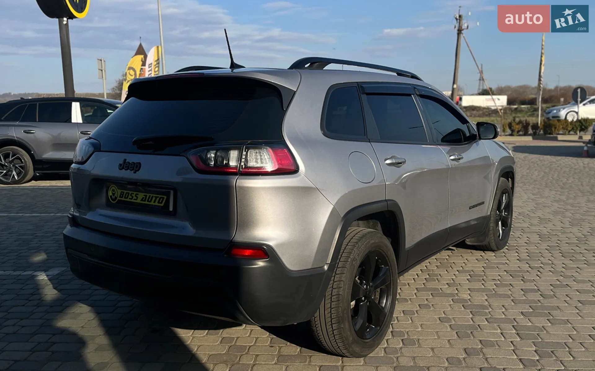 2019 Jeep Cherokee - мініатюра 7
