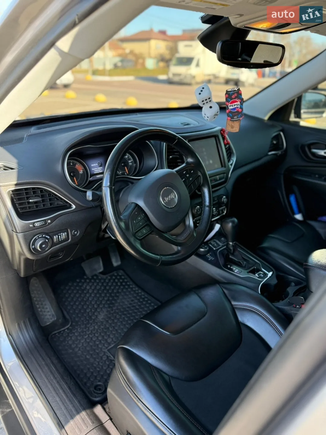 2021 Jeep Cherokee - мініатюра 9