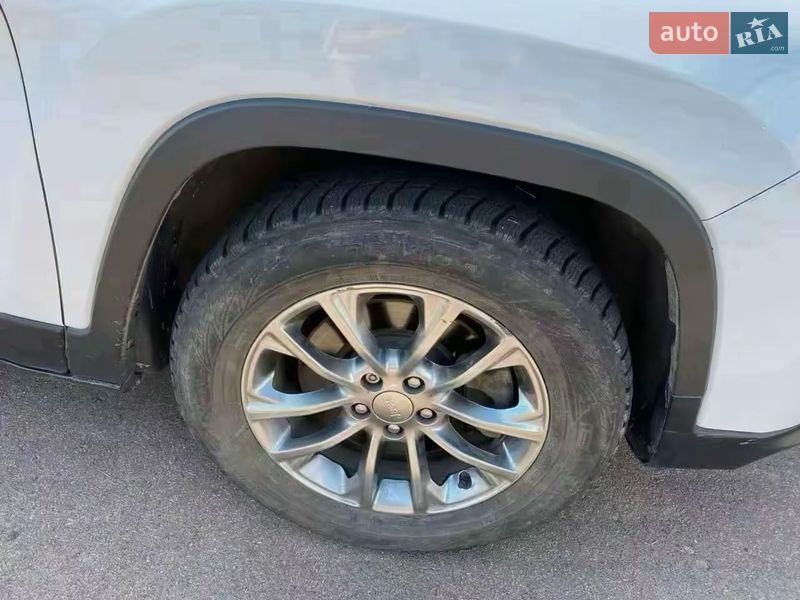Позашляховик / Кросовер Jeep Cherokee 2018 в Києві