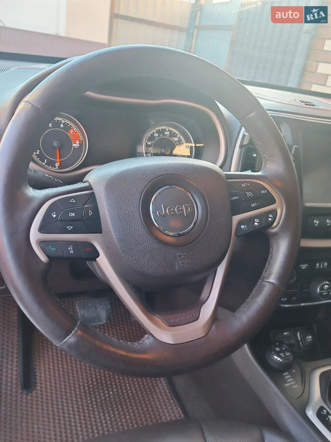 2015 Jeep Cherokee - мініатюра 33