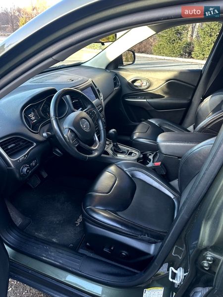 Позашляховик / Кросовер Jeep Cherokee 2018 в Києві