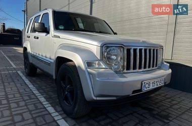 Позашляховик / Кросовер Jeep Cherokee 2008 в Прилуках