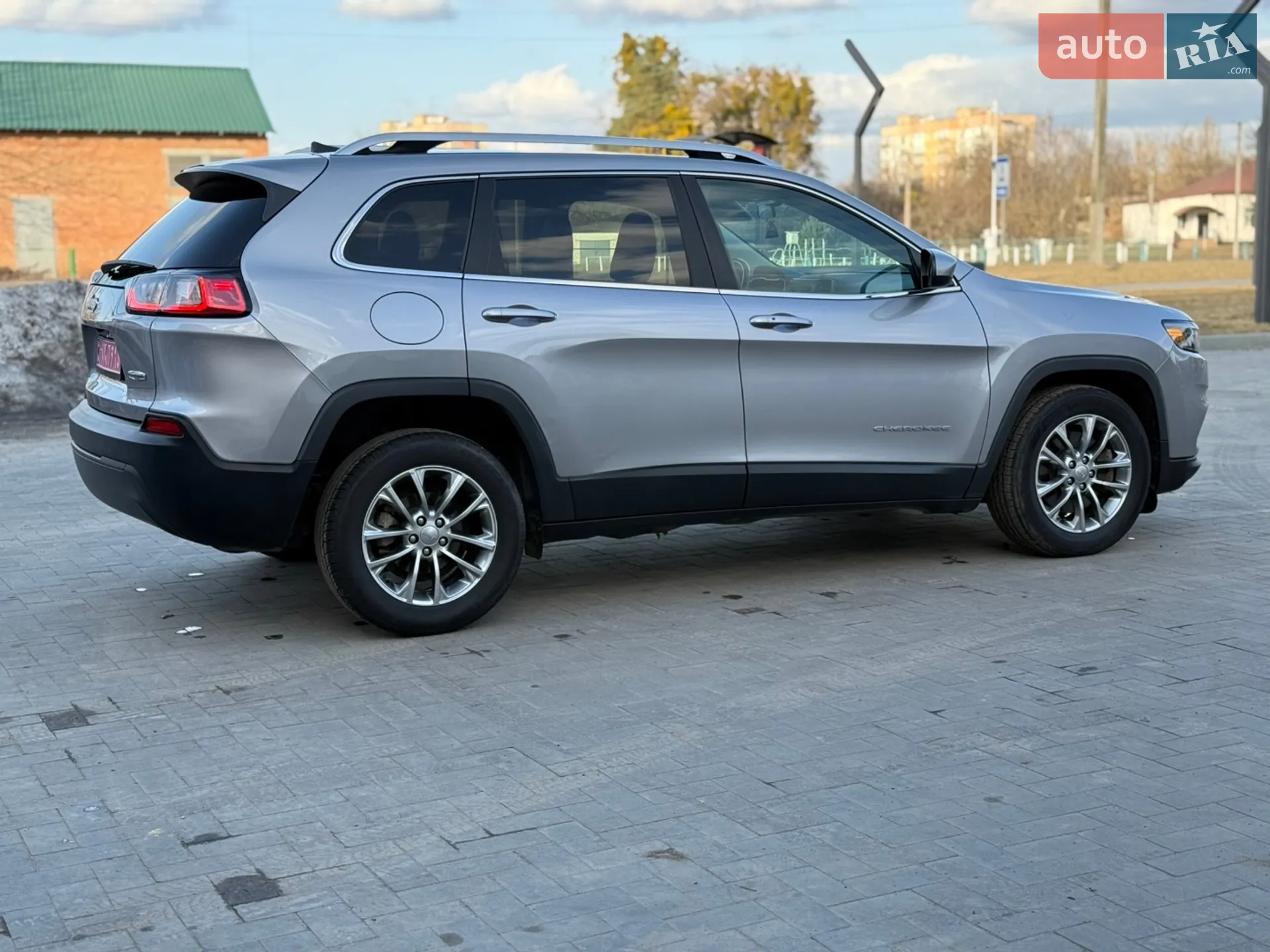 2018 Jeep Cherokee - мініатюра 6