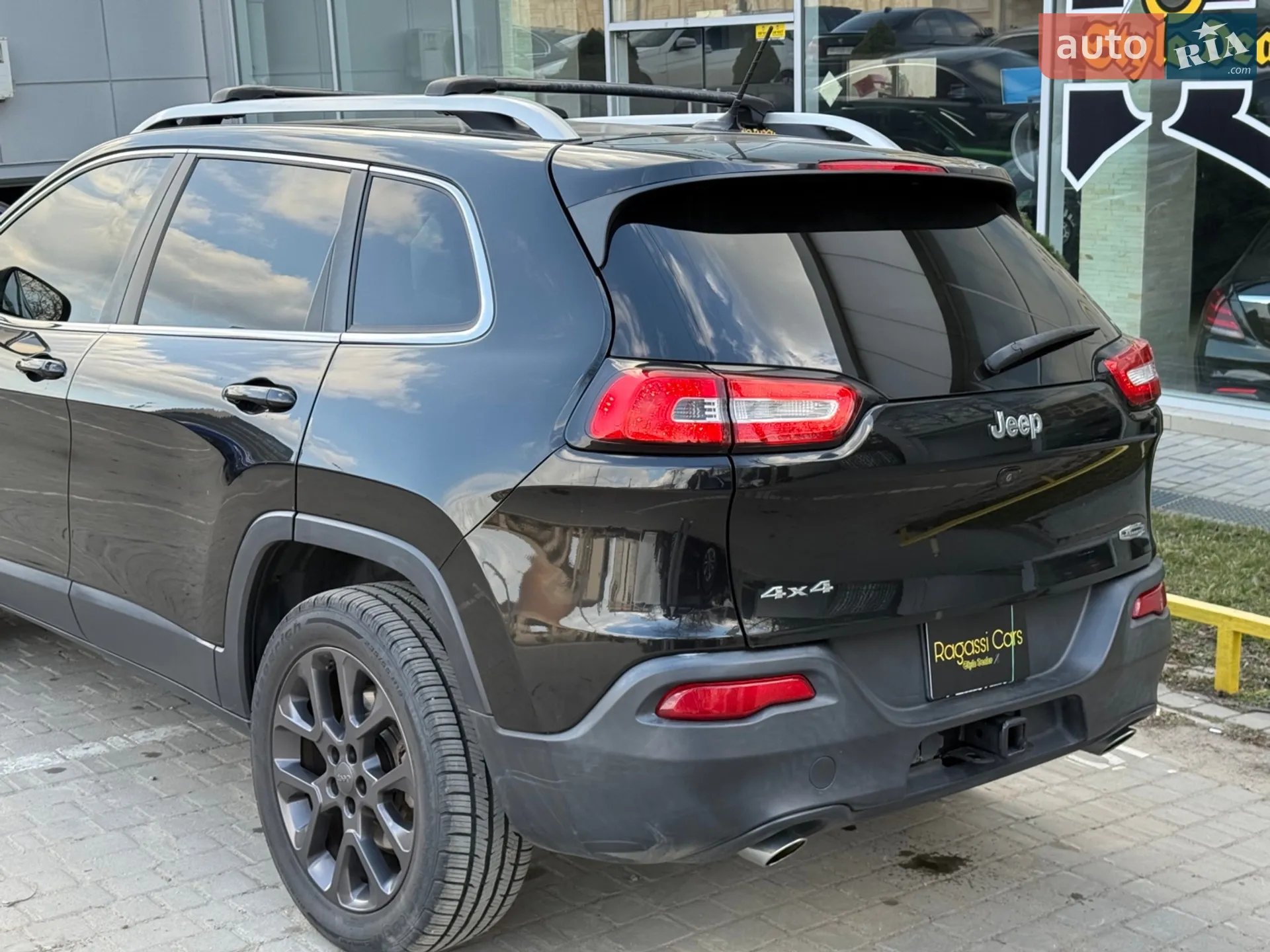 2014 Jeep Cherokee - мініатюра 8