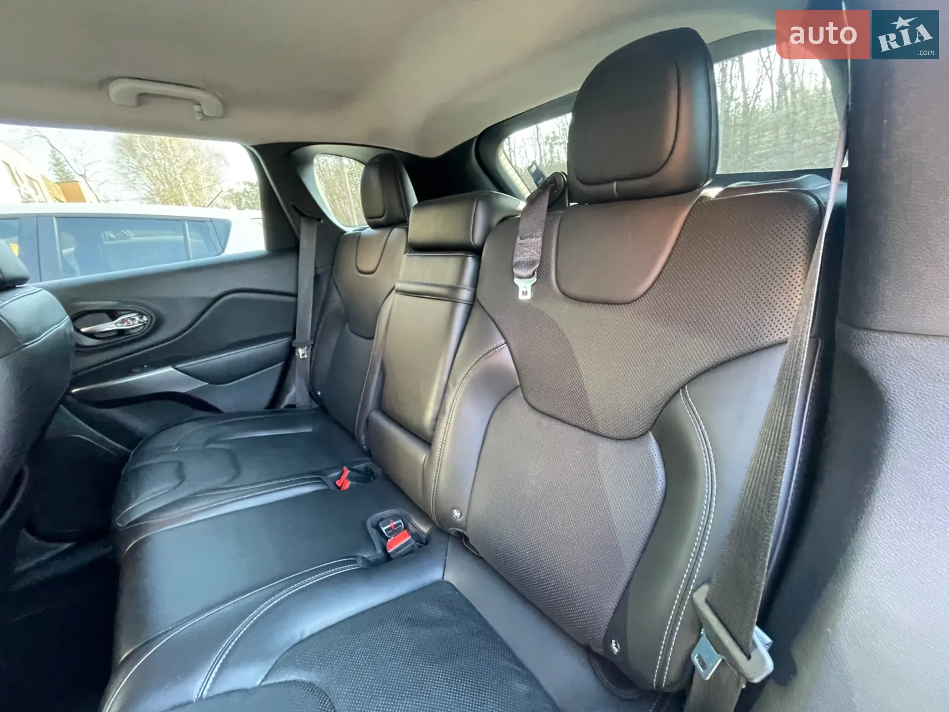 2018 Jeep Cherokee - мініатюра 21