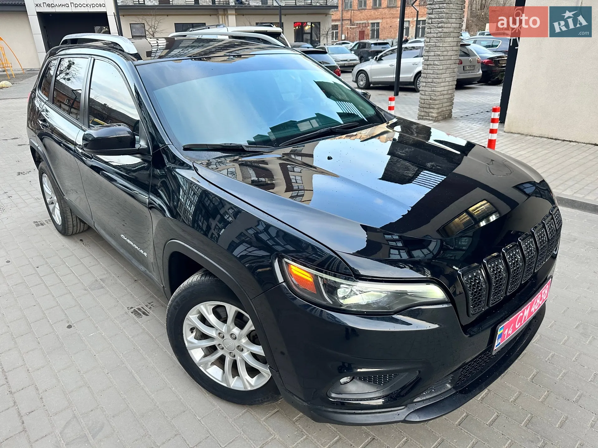 2020 Jeep Cherokee - мініатюра 11