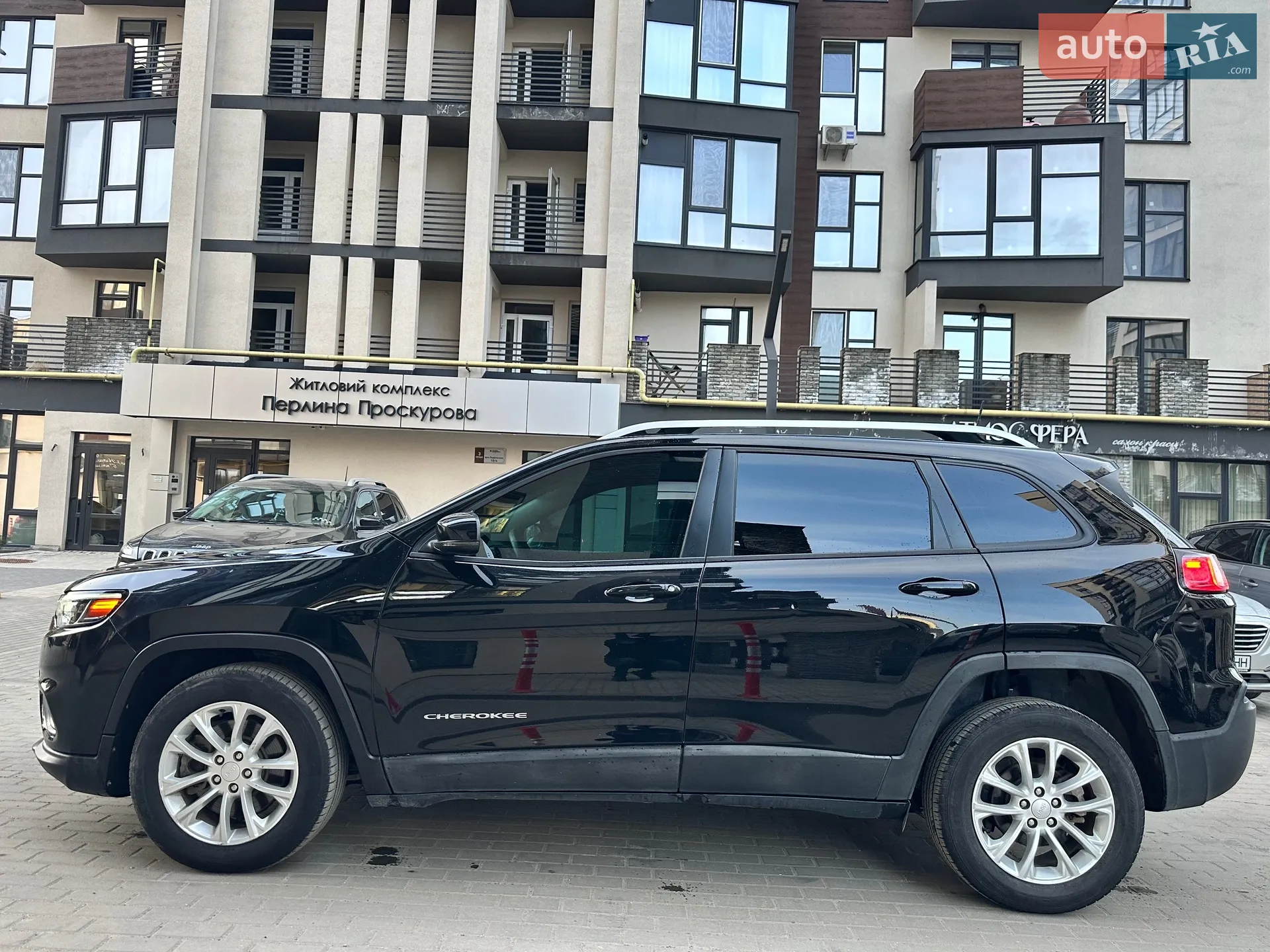 2020 Jeep Cherokee - мініатюра 14