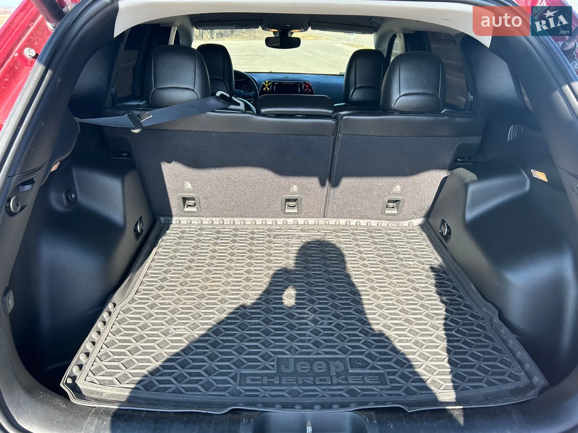 2018 Jeep Cherokee - мініатюра 27