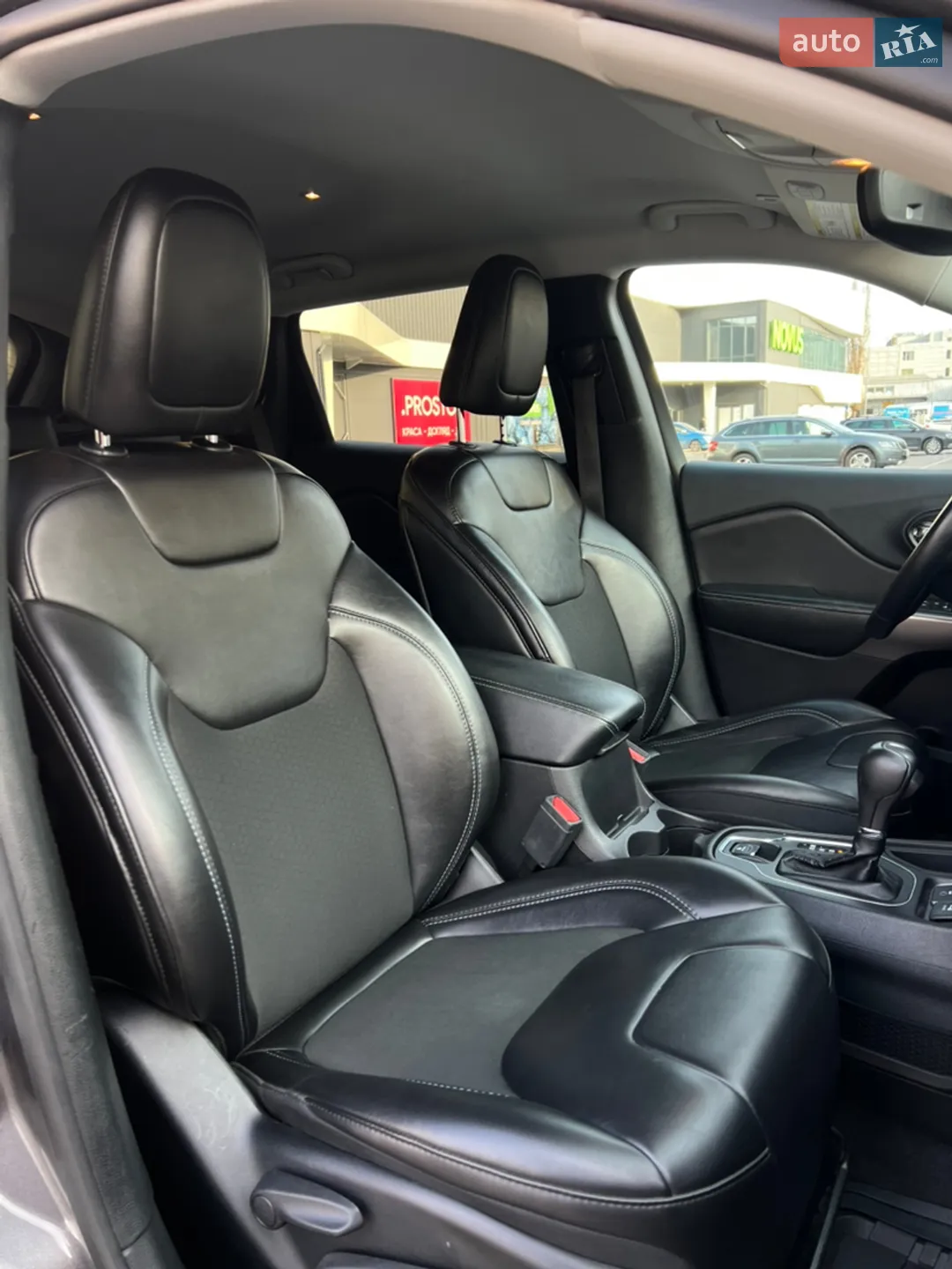 2018 Jeep Cherokee - мініатюра 26