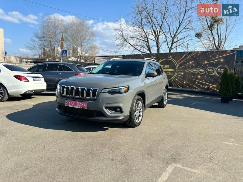 Внедорожник / Кроссовер Jeep Cherokee 2021 в Киеве