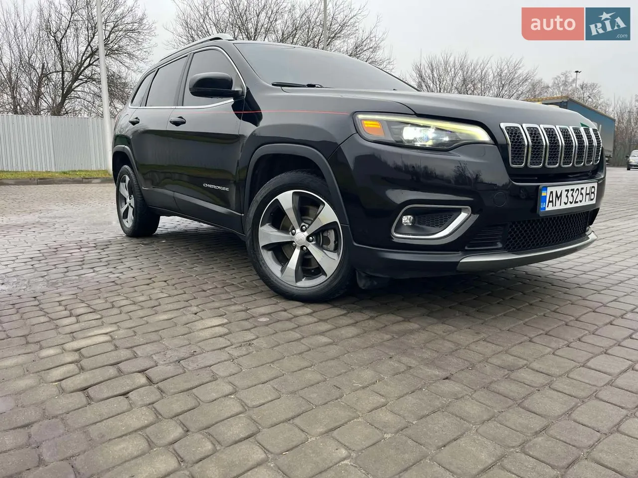 2017 Jeep Cherokee - мініатюра 31
