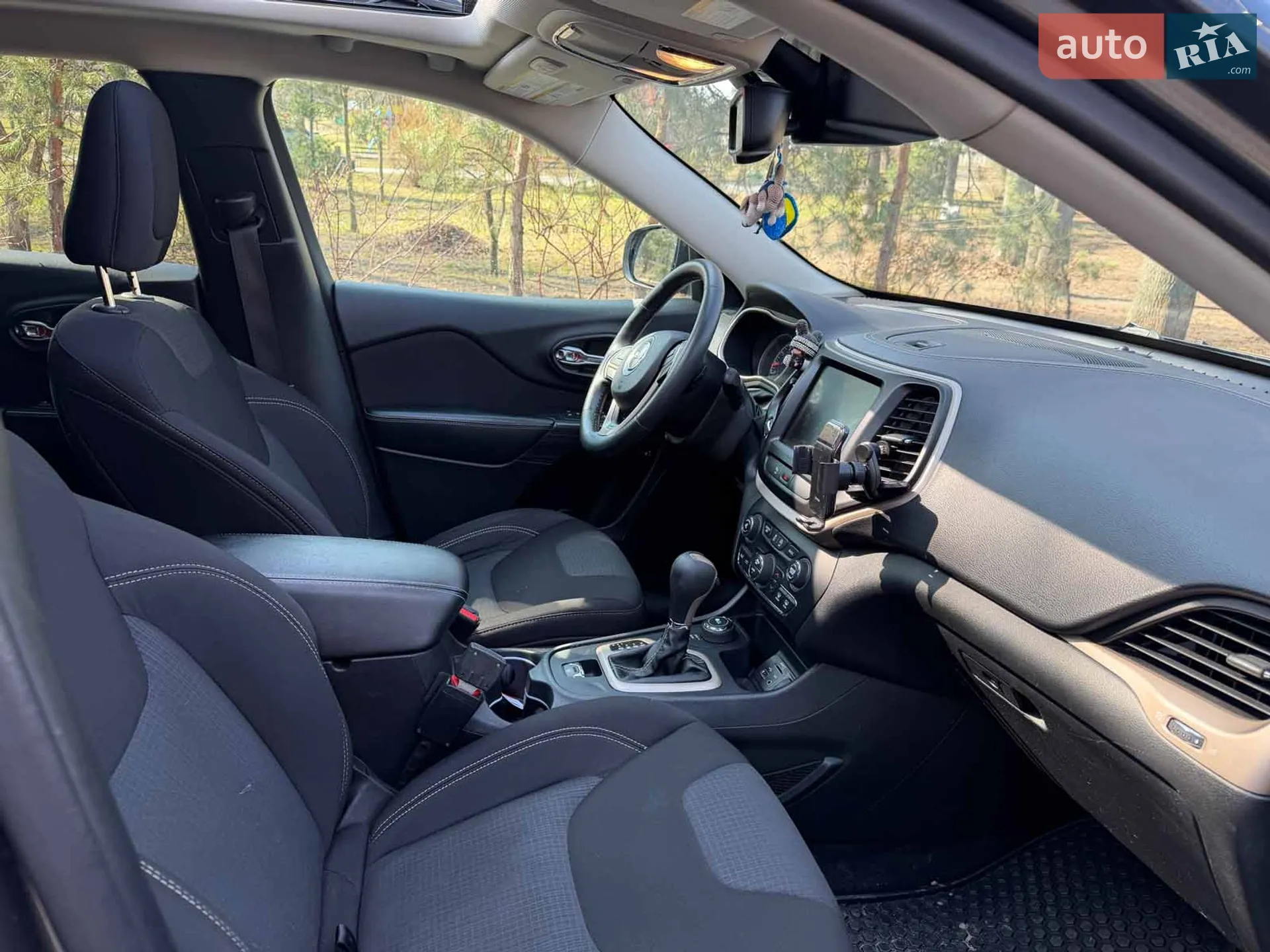 2015 Jeep Cherokee - мініатюра 25