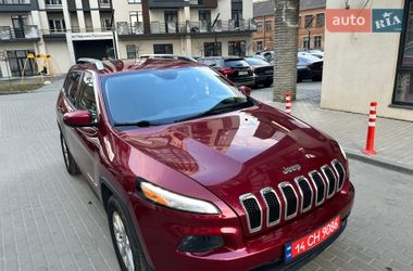 Внедорожник / Кроссовер Jeep Cherokee 2015 в Хмельницком