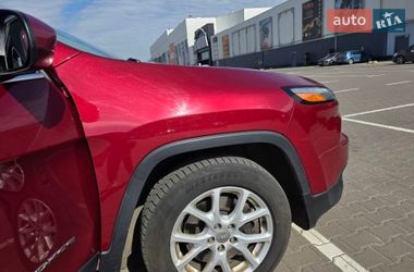 Внедорожник / Кроссовер Jeep Cherokee 2016 в Киеве