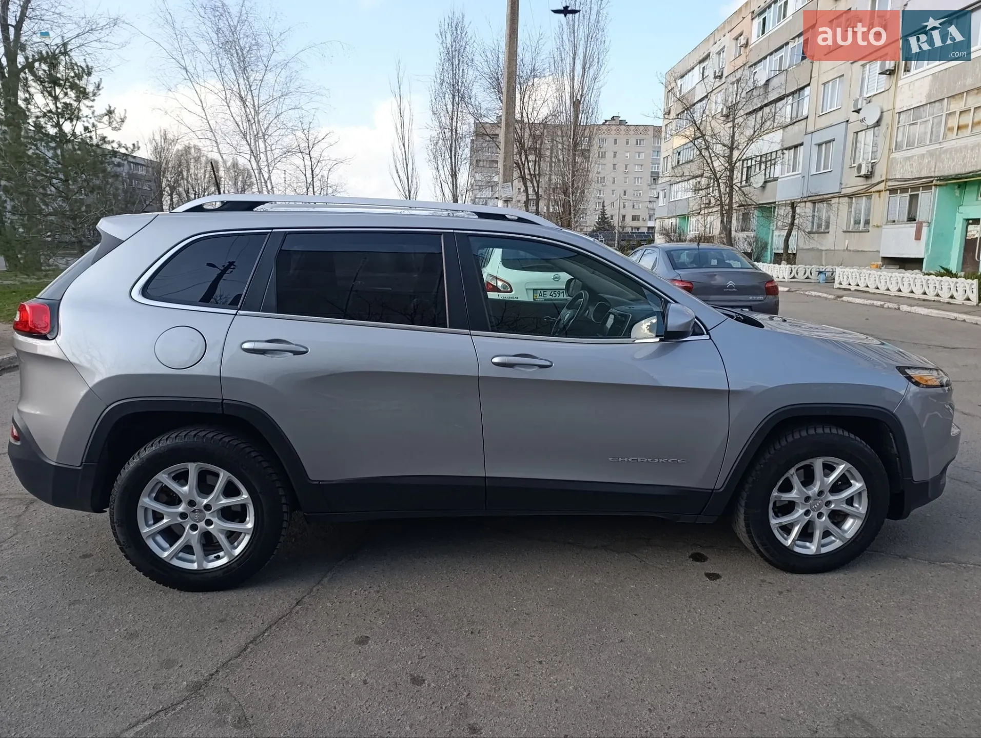 2016 Jeep Cherokee - мініатюра 4