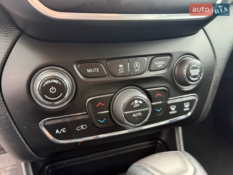 Внедорожник / Кроссовер Jeep Cherokee 2022 в Бердичеве