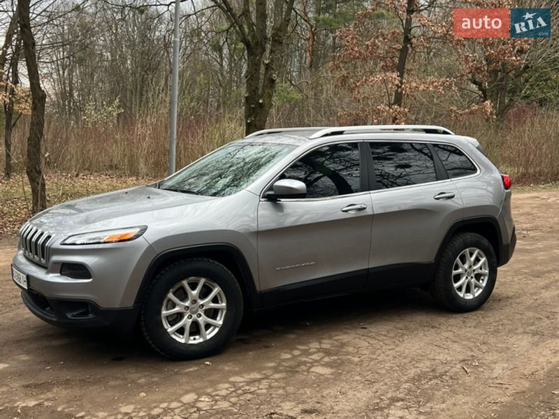 Внедорожник / Кроссовер Jeep Cherokee 2017 в Львове