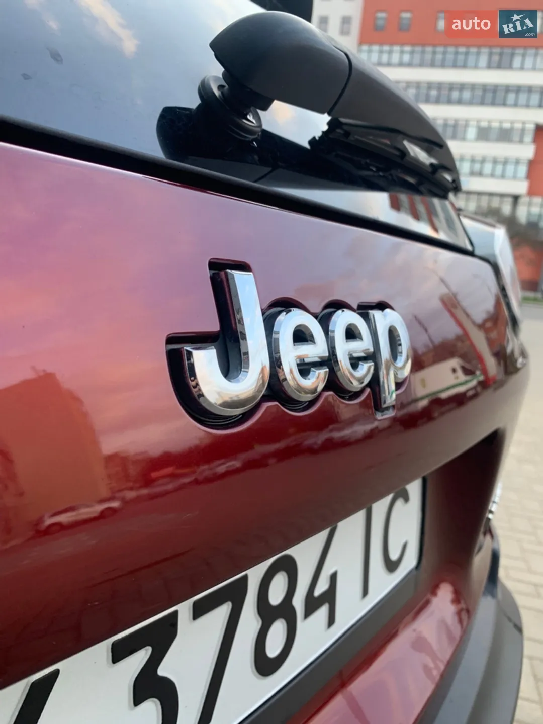 2019 Jeep Cherokee - мініатюра 14