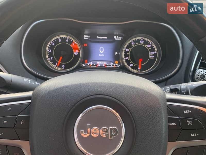 Внедорожник / Кроссовер Jeep Cherokee 2019 в Хмельницком