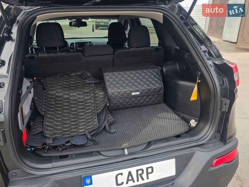 Внедорожник / Кроссовер Jeep Cherokee 2017 в Кропивницком фото 12 Внедорожник / Кроссовер Jeep Cherokee 2017 в Кропивницком