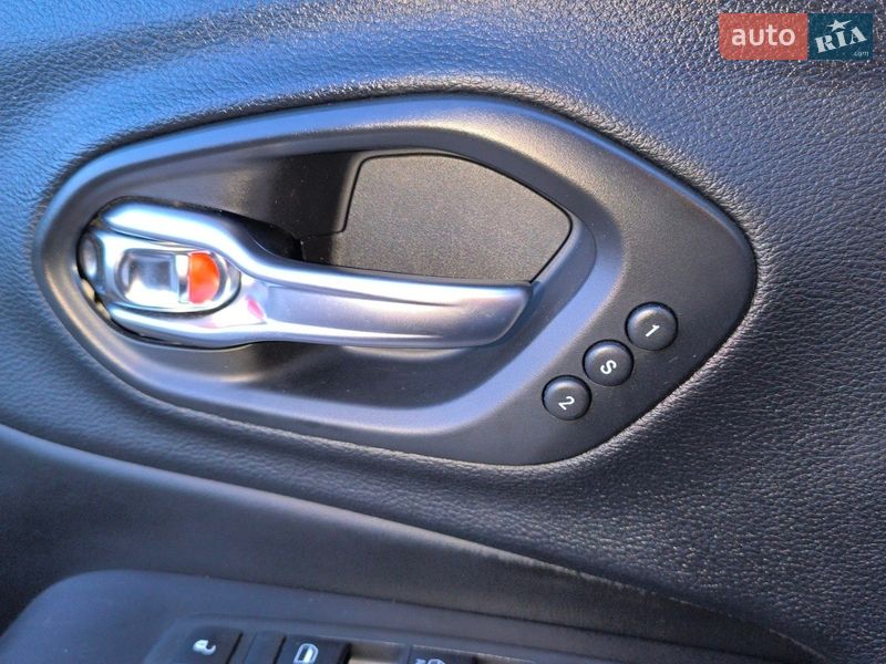 Позашляховик / Кросовер Jeep Cherokee 2020 в Рівному