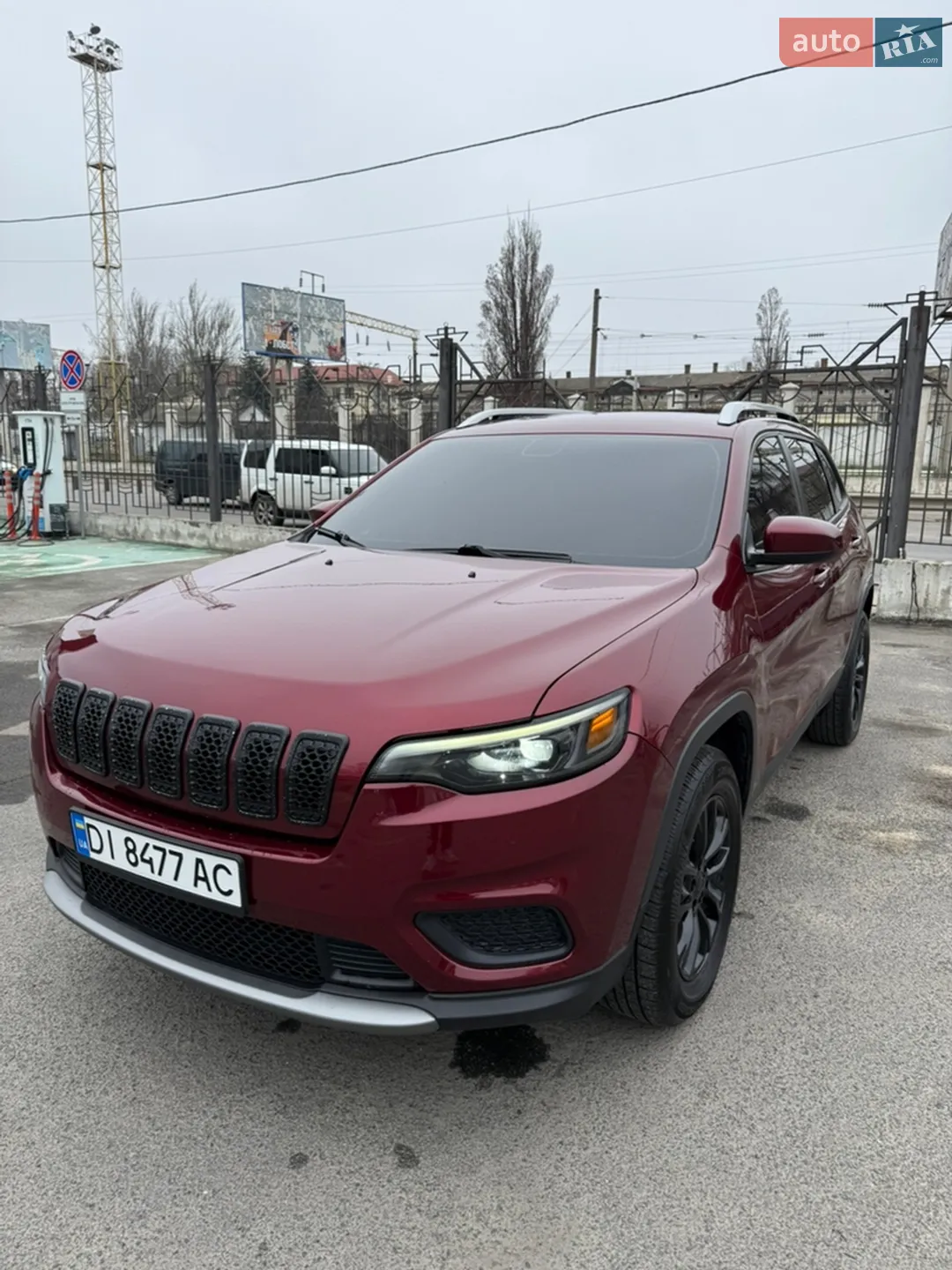2020 Jeep Cherokee - мініатюра 2
