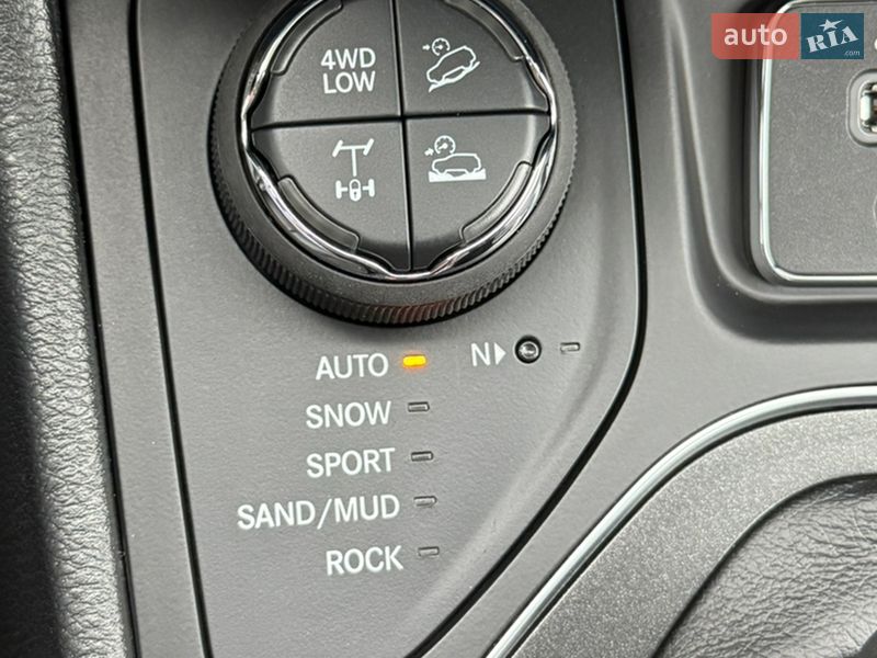 Внедорожник / Кроссовер Jeep Cherokee 2022 в Тернополе