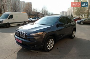 Внедорожник / Кроссовер Jeep Cherokee 2015 в Киеве