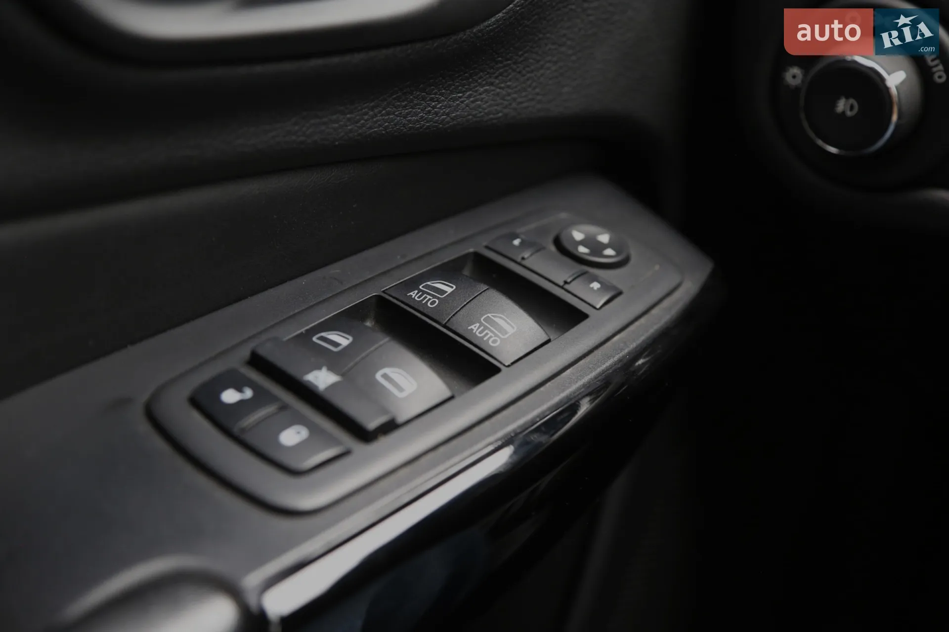 2019 Jeep Cherokee - мініатюра 10