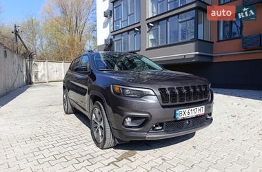 Внедорожник / Кроссовер Jeep Cherokee 2022 в Хмельницком
