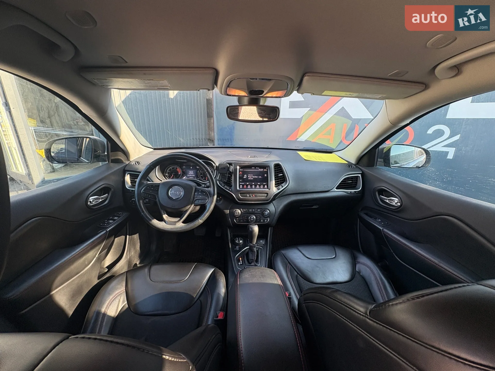 2019 Jeep Cherokee - мініатюра 16