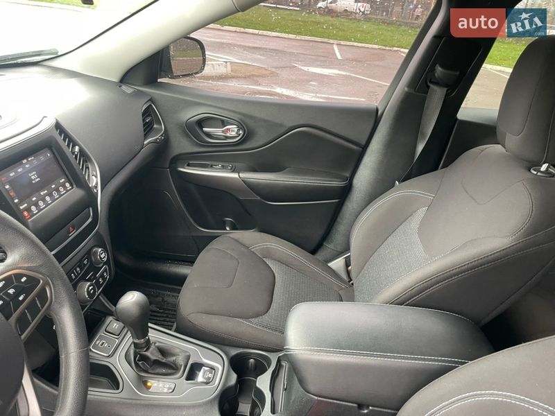 Позашляховик / Кросовер Jeep Cherokee 2018 в Житомирі фото 4 Позашляховик / Кросовер Jeep Cherokee 2018 в Житомирі