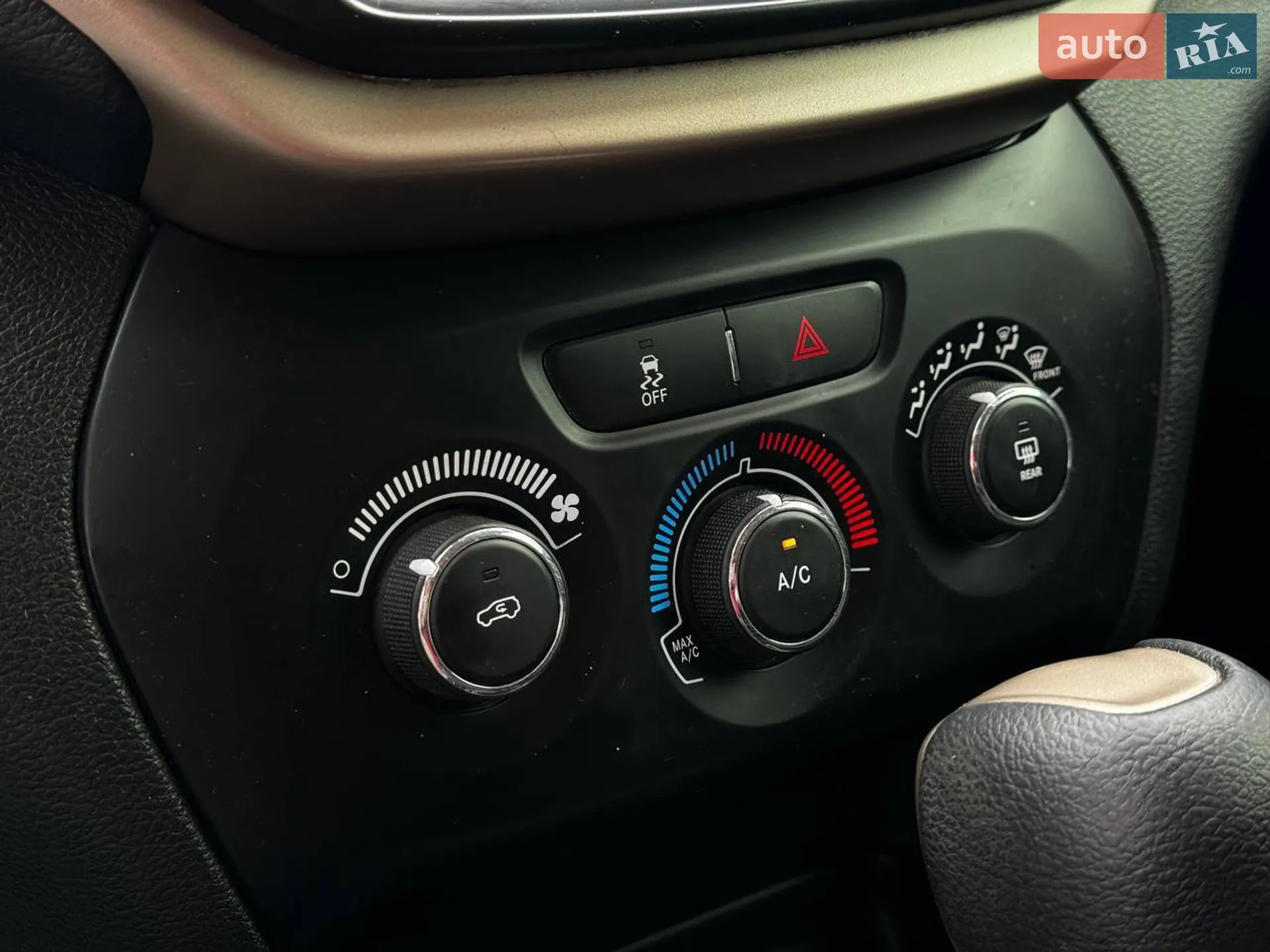 2014 Jeep Cherokee - мініатюра 5