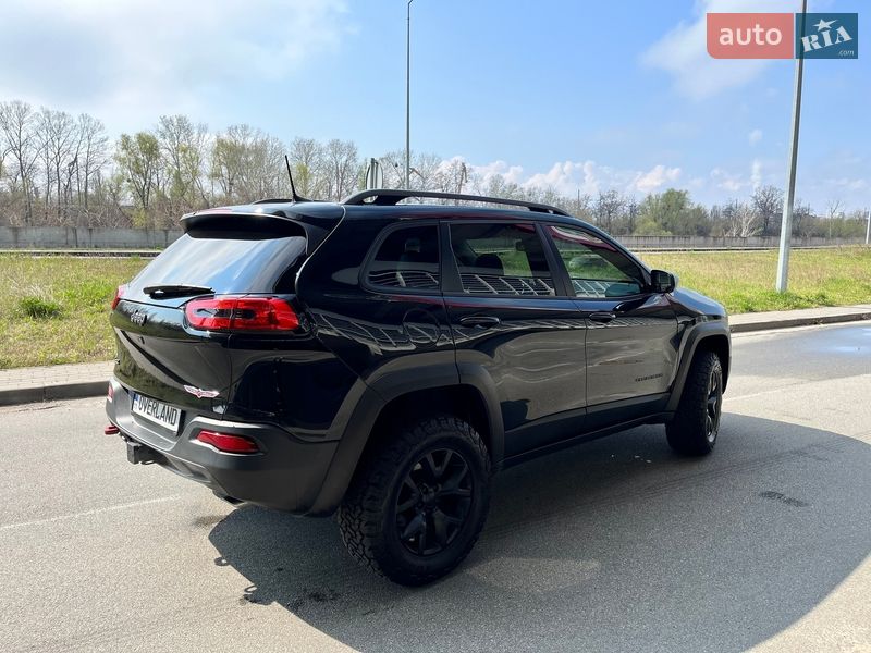 Внедорожник / Кроссовер Jeep Cherokee 2016 в Киеве фото 11 Внедорожник / Кроссовер Jeep Cherokee 2016 в Киеве