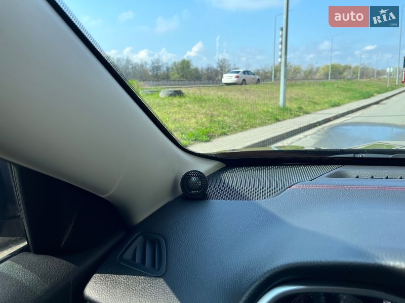 Внедорожник / Кроссовер Jeep Cherokee 2016 в Киеве фото 34 Внедорожник / Кроссовер Jeep Cherokee 2016 в Киеве